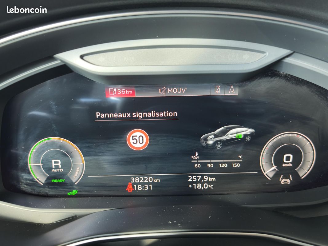 AUDI A7 Sportback 55 TFSIe 367 S tronic 7 Quattro Competition (image 17)