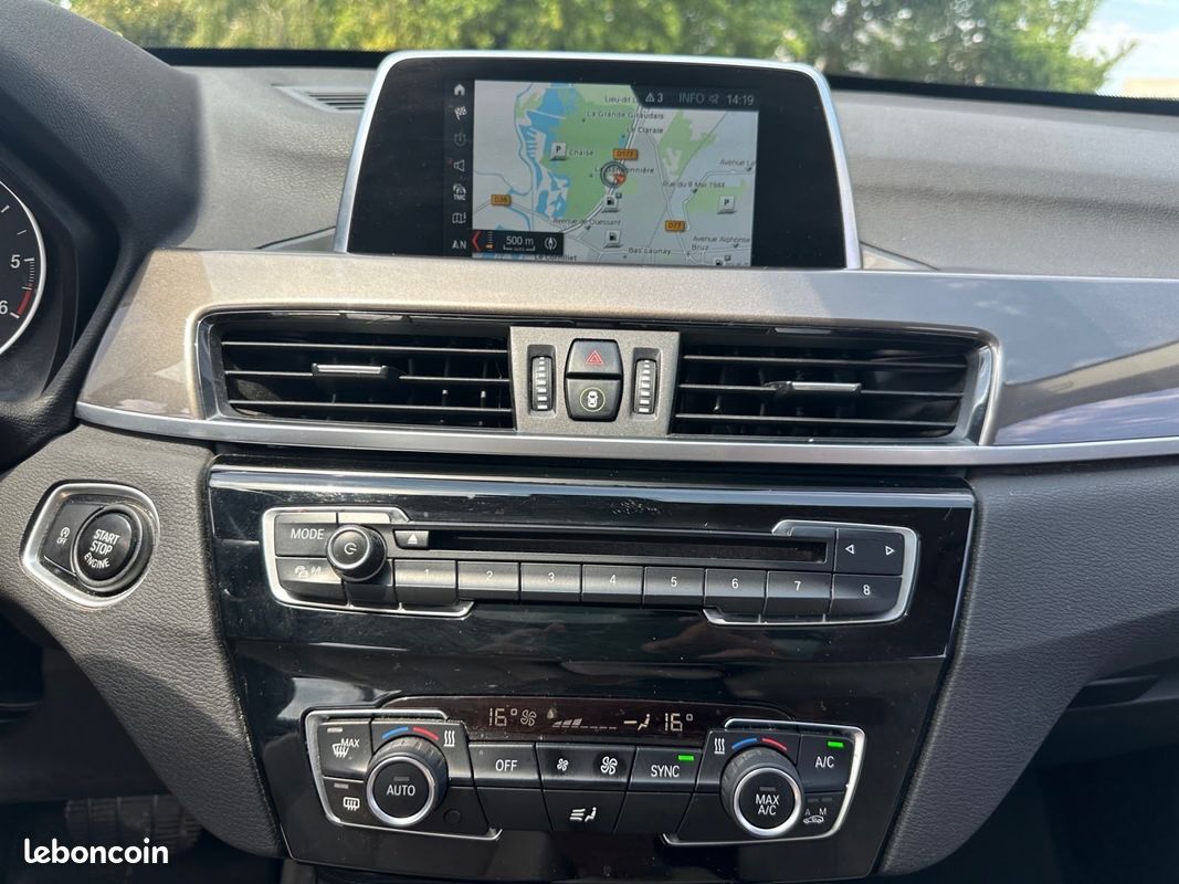 BMW X1 (F48) SDRIVE18D LOUNGE BVA8 150Ch Garantie 12 mois (image 12)
