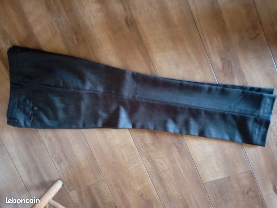 Costume (image 5)