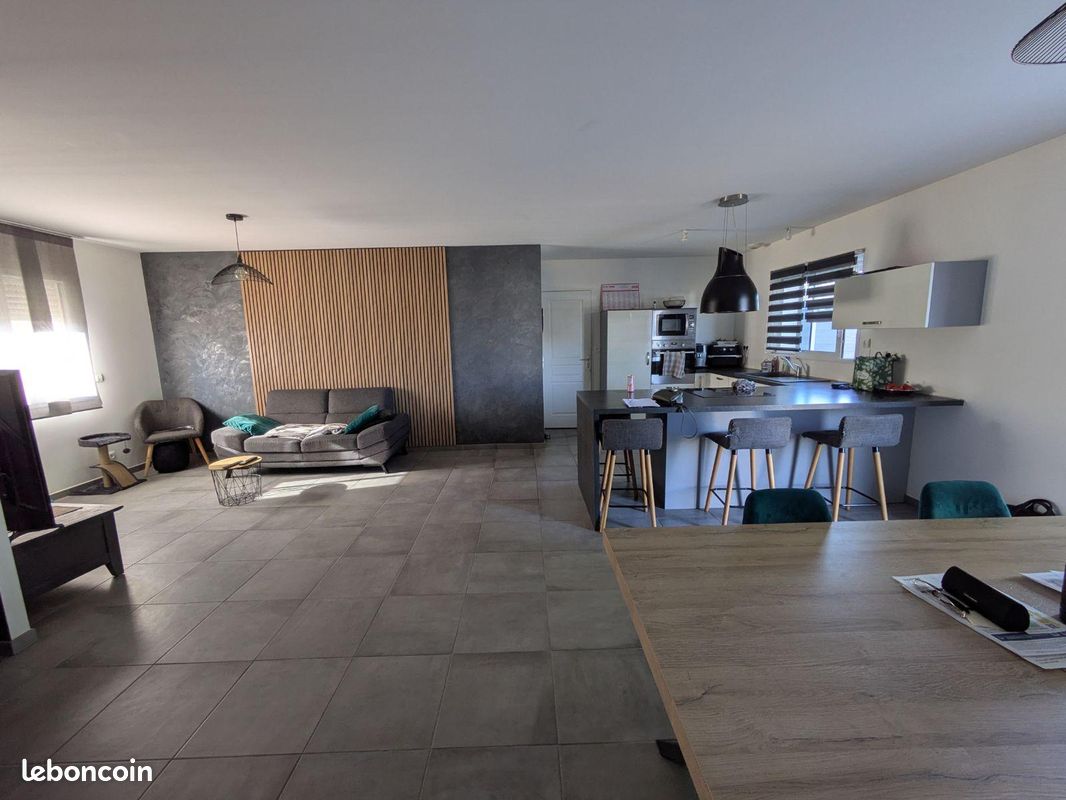 Maison 4 pièces 94 m² · à Changé · 94 m² · 242 050 €
