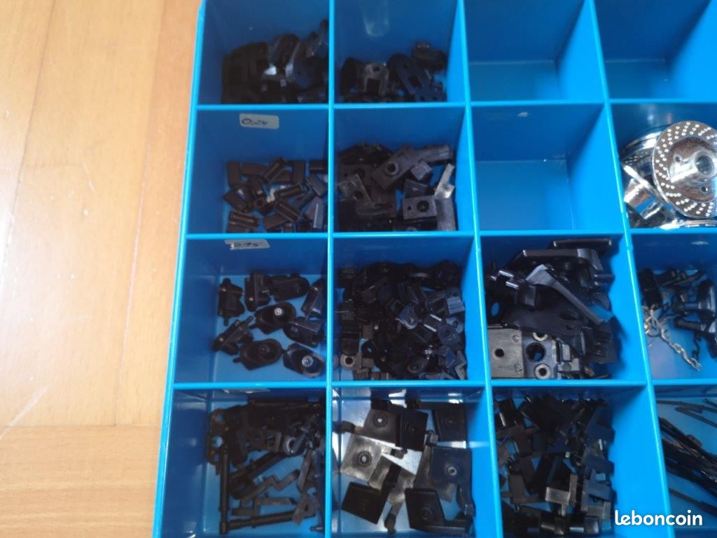 Pièces détachées Pocher 1/8 Porsche et F40 et Testararossa (image 5)