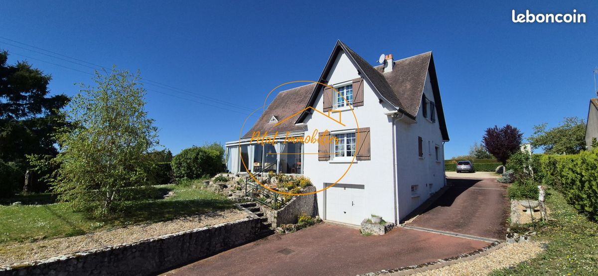 Maison 8 pièces 164 m² · à Tavers · 164 m² · 265 000 €