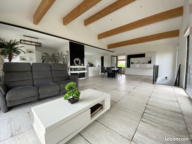 Maison 6 pièces 186 m²