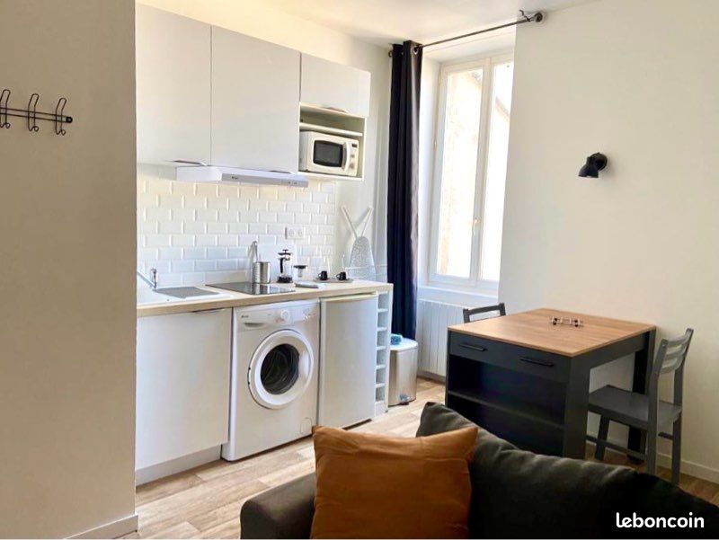 Appartement 1 pièce 17 m² · à Cognac · 17 m² · 390 €
