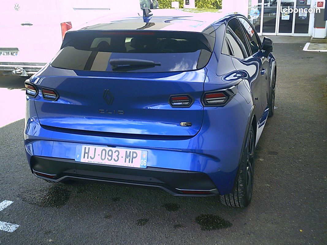 Renault clio vi e tech 1.8 160 cv esprit alpine (image 4)