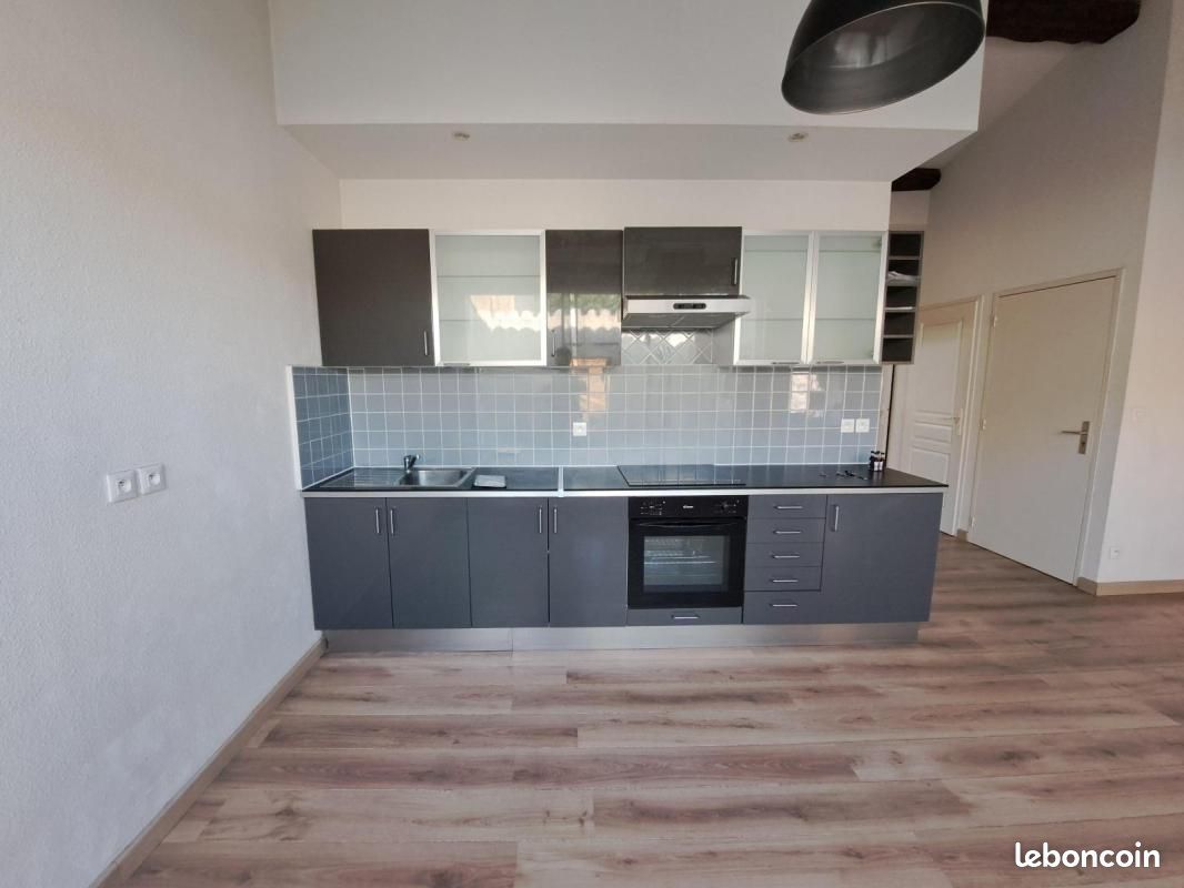 Appartement 3 pièces 75 m² · à Bessan · 75 m² · 735 €/mois