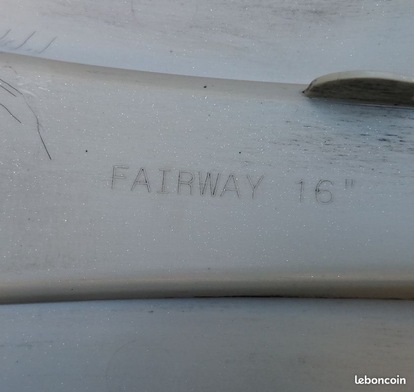 Enjoliveur Renault 16 pouces modèle Fairway pour Renault Clio 4 - 1 seul exemplaire d'occasion (image 3)