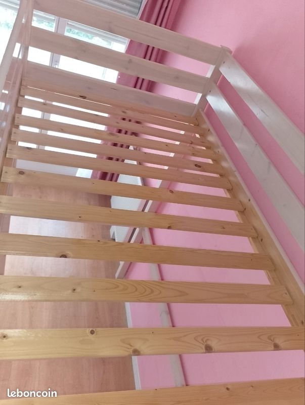 Lit mezzanine bois avec échelle – bon état 110 euros (image 4)