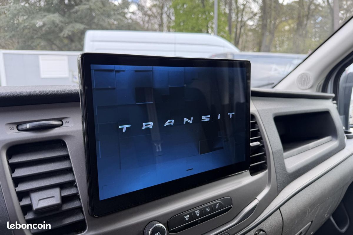 FORD TRANSIT 2T TREND BUSINESS 130 ch L2H2 2.0 EcoBlue T310 TRACTION 14991 HT (image 14)