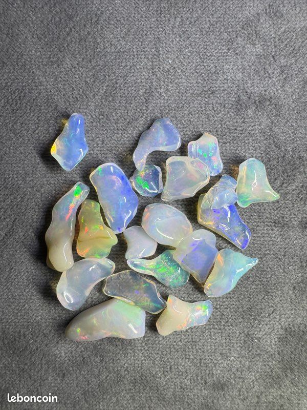 Opales Naturelles Blanches D'Éthiopie, 19,950Ct Pour 5 Pierres Certificat Gli