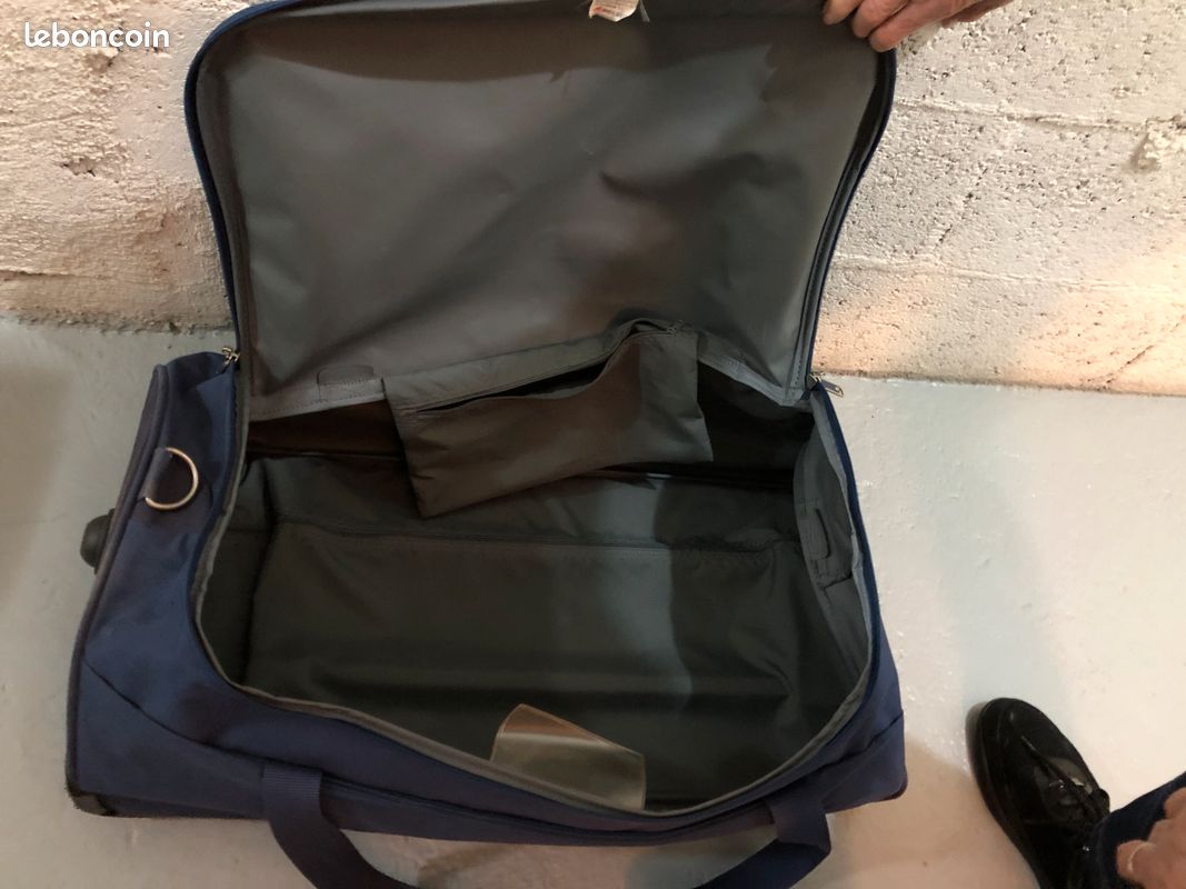 Sac de voyage (image 3)