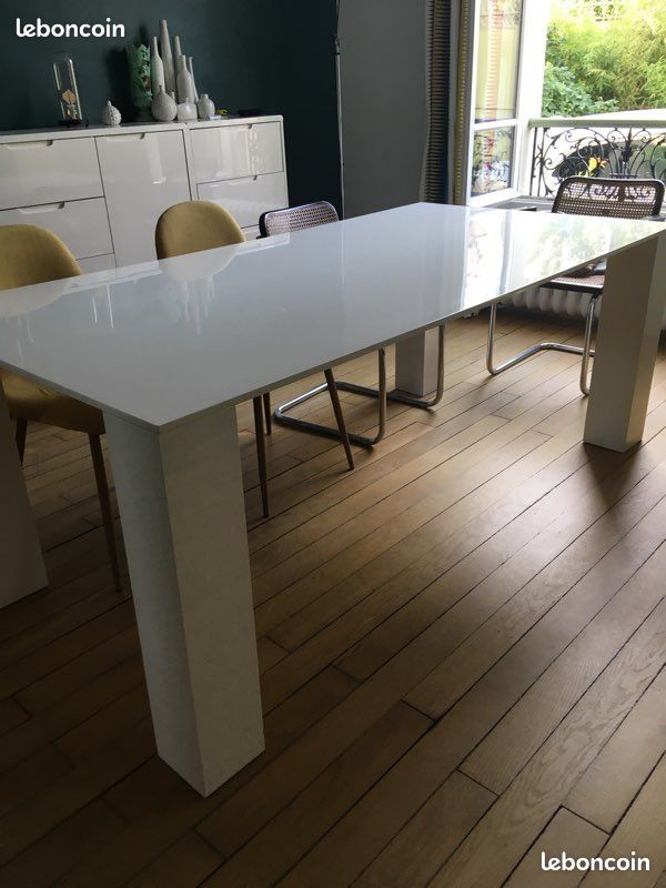 Belle et grande table de salle à manger laquée blanche, 2mx1m (image 1)