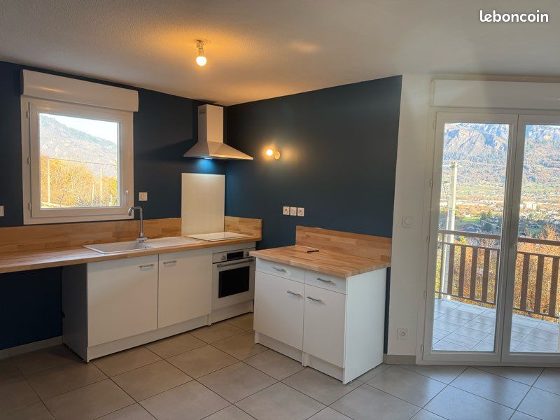 Appartement 3 pièces 65 m² · à Scionzier · 65 m² · 1 150 €