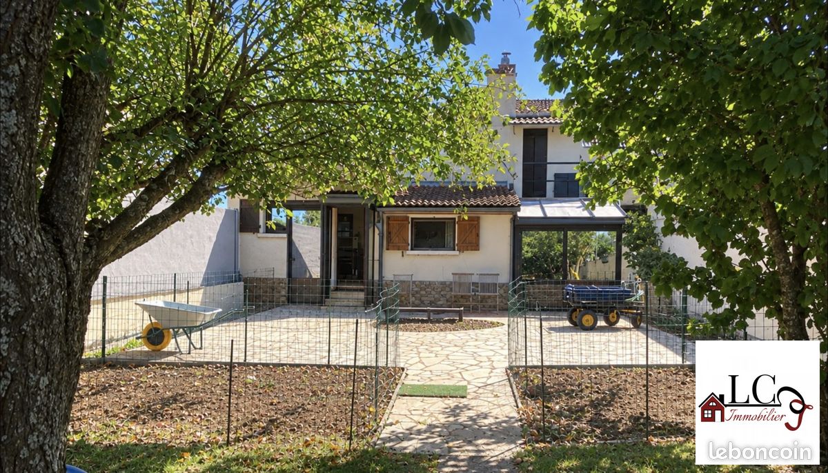 Maison 4 pièces 74 m² · à Lurcy-le-Bourg · 74 m² · 45 000 €