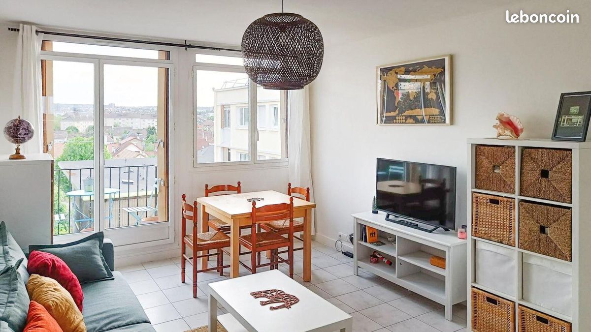 Appartement 3 pièces 58 m² · à Poissy · 58 m² · 1 200 €/mois