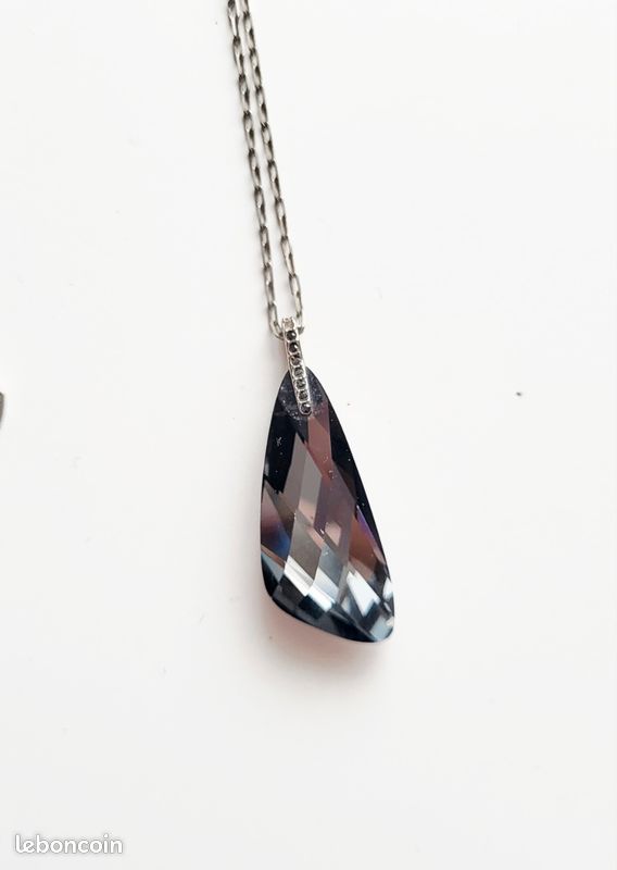 Collier Swarowski cristal noir (image 2)