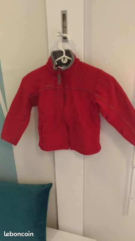 Veste polaire rouge Quechua 6 ans (image 1)