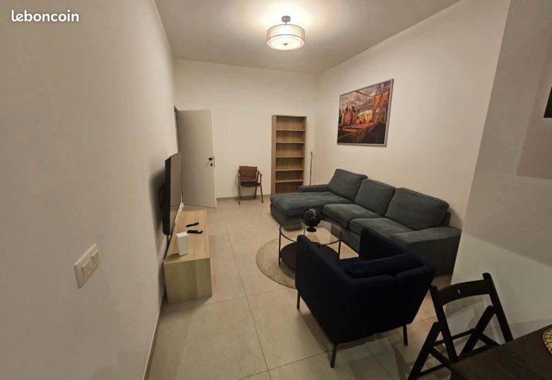 Appartement 2 pièces 48 m² · à Ferney-Voltaire · 48 m² · 1 100 €