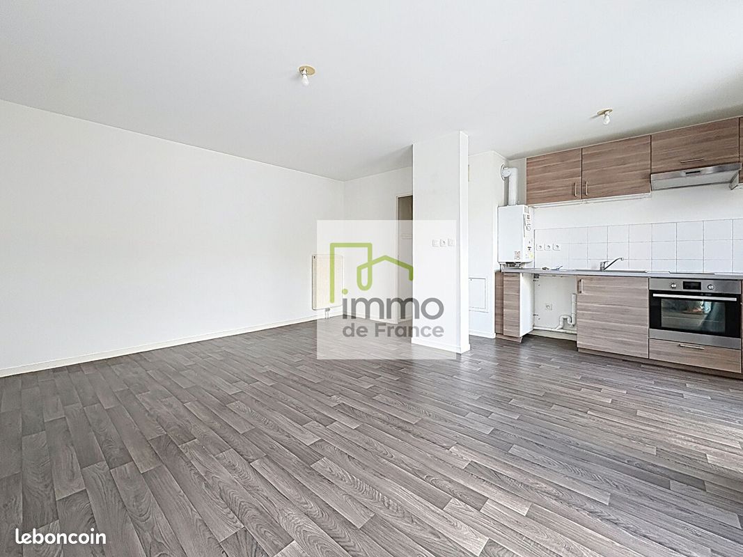 Appartement 3 pièces 62 m² · à Lille · 62 m² · 979 €/mois