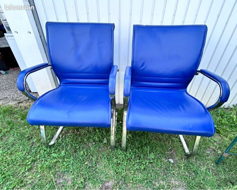 Paire de fauteuils (image 2)
