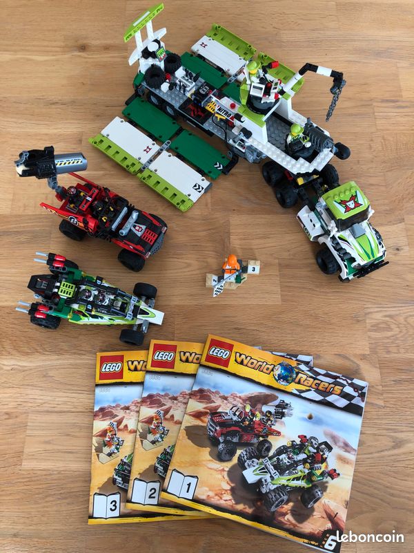 Lego World racers 8864 complet-TBE (image 2)