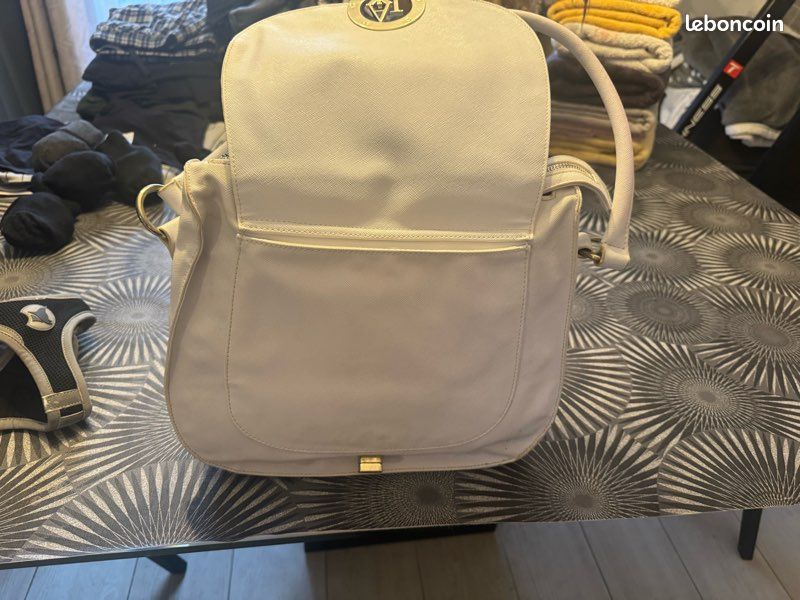 Sac cuir blanc Armani (image 3)