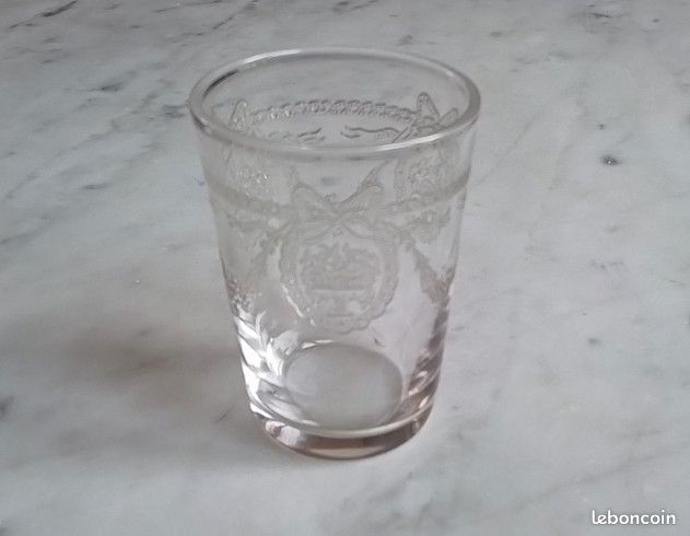 Porte couteaux & petits verres a liqueurs vintage (image 8)