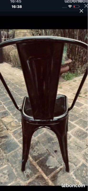 Authentiques chaises tolix noires (image 2)