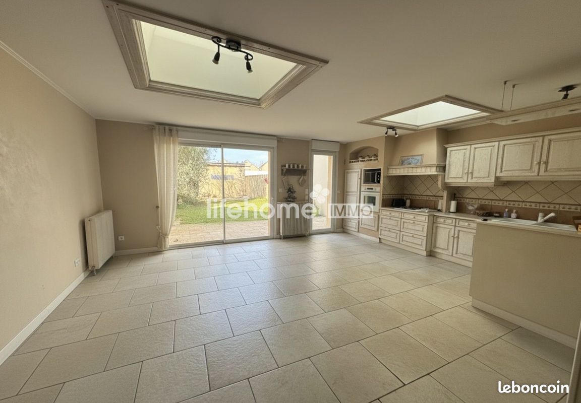 Maison 7 pièces 180 m² · à Châteauroux · 180 m² · 198 500 €