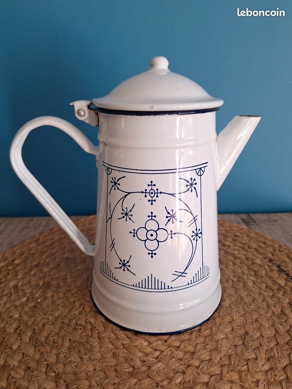 Cafetière métal émaillé (image 3)