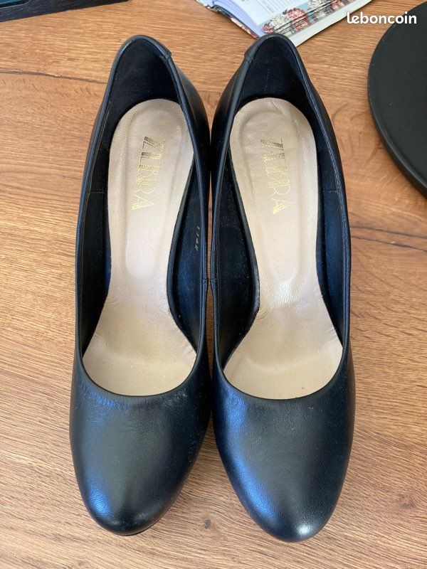 Chaussures escarpins noirs (image 2)