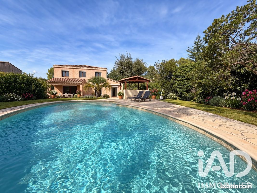 Maison 6 pièces 153 m² · à Valbonne · 153 m² · 930 000 €