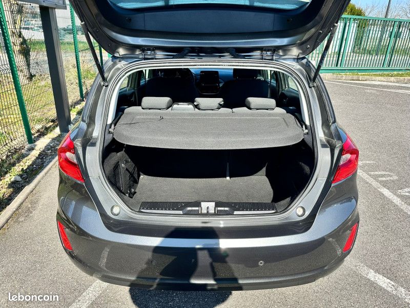 Ford FIESTA 1.5 TDCI 85CH CONNECT BUSINESS 5P (image 24)