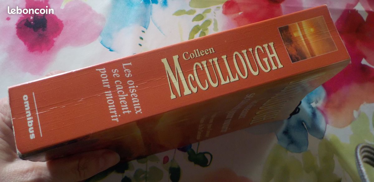 LES OISEAUX SE CACHENT POUR MOURIR + 2 de Colleen McCULLOUGH Ed. OMNIBUS (image 3)