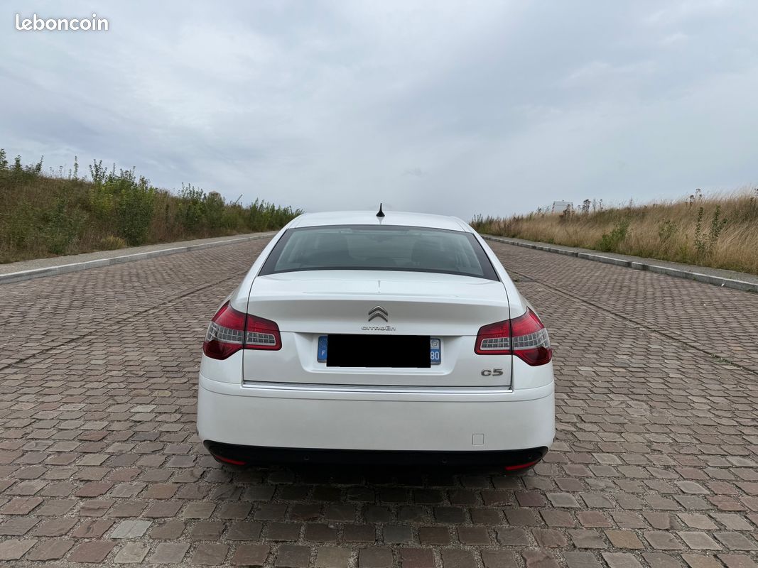 Citroen c5 exclusive 2.0 hdi 163cv annee 2013 (image 4)