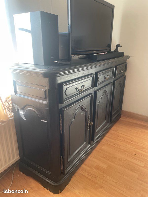 Buffet noir (image 1)