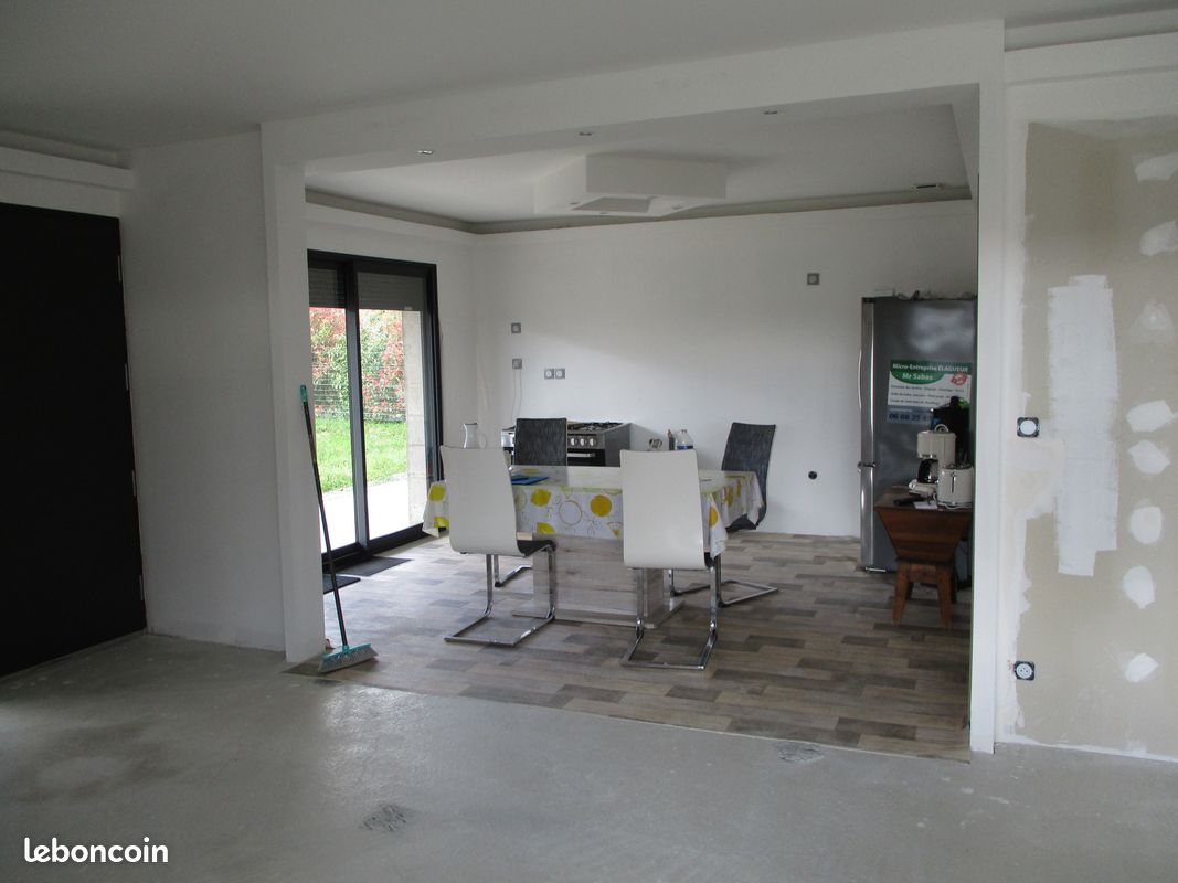 Maison 5 pièces 150 m² - Valence-en-Poitou 86700 Couhé (image principale 3)