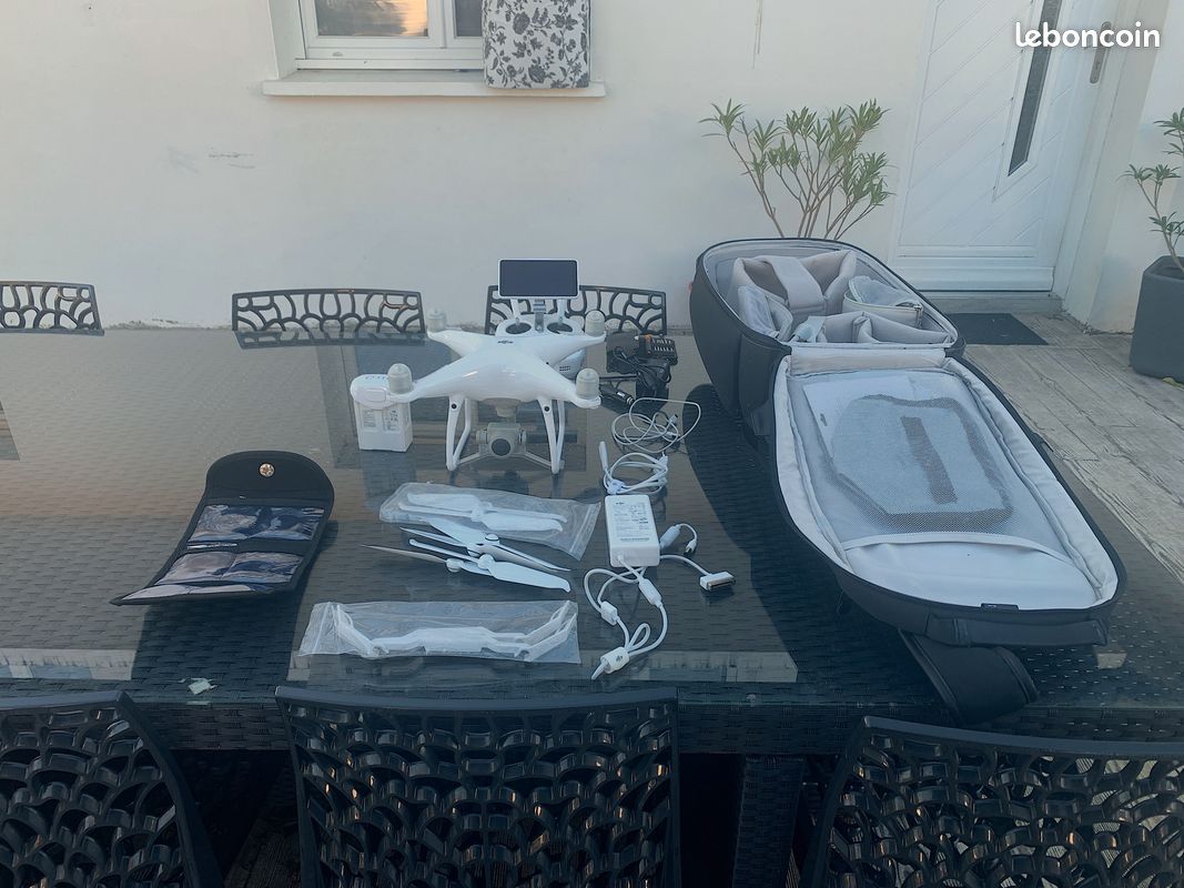 DJI Phantom 4 Pro V2 – Drone NEUF + accessoires – pack complet (image 2)
