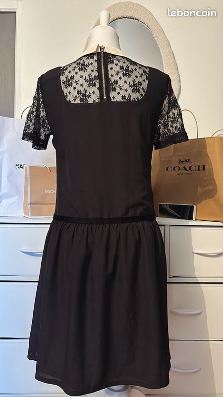 Robe noire col claudine avec dentelle See U Soon T38 (image 2)