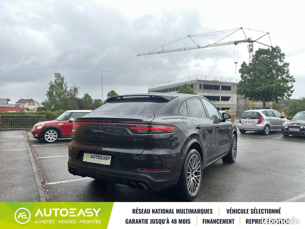 Porsche CAYENNE COUPE 3.0 V6 462ch E-Hybrid Platinum Edition (image 8)