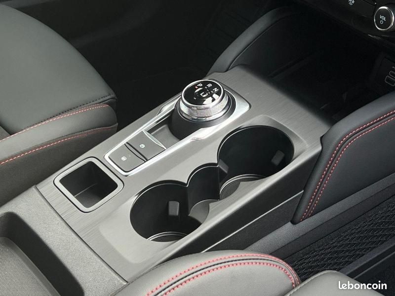 Ford Kuga 2.5 Duratec 180ch Hybrid FlexiFuel ST-Line X Powershift (image 17)