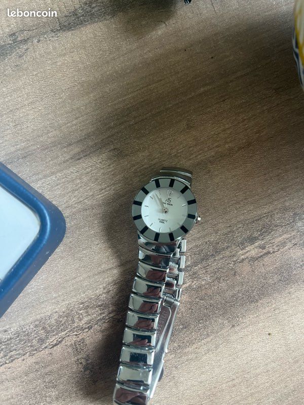 Montre CHALISSON Vintage - Bracelet Métal Argenté - Élégante Et Rétro - Pour Femme