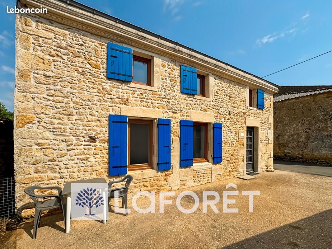 Maison 3 pièces 70 m² · à Rioux · 70 m² · 143 900 €