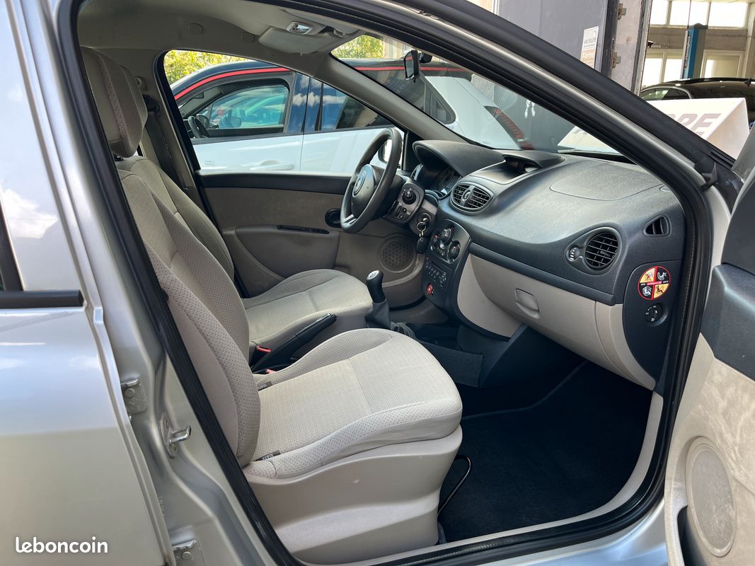 Belle clio III 1.5 dci 135.700kms possibilité garantie 12 / 24 / 36 mois (image 9)