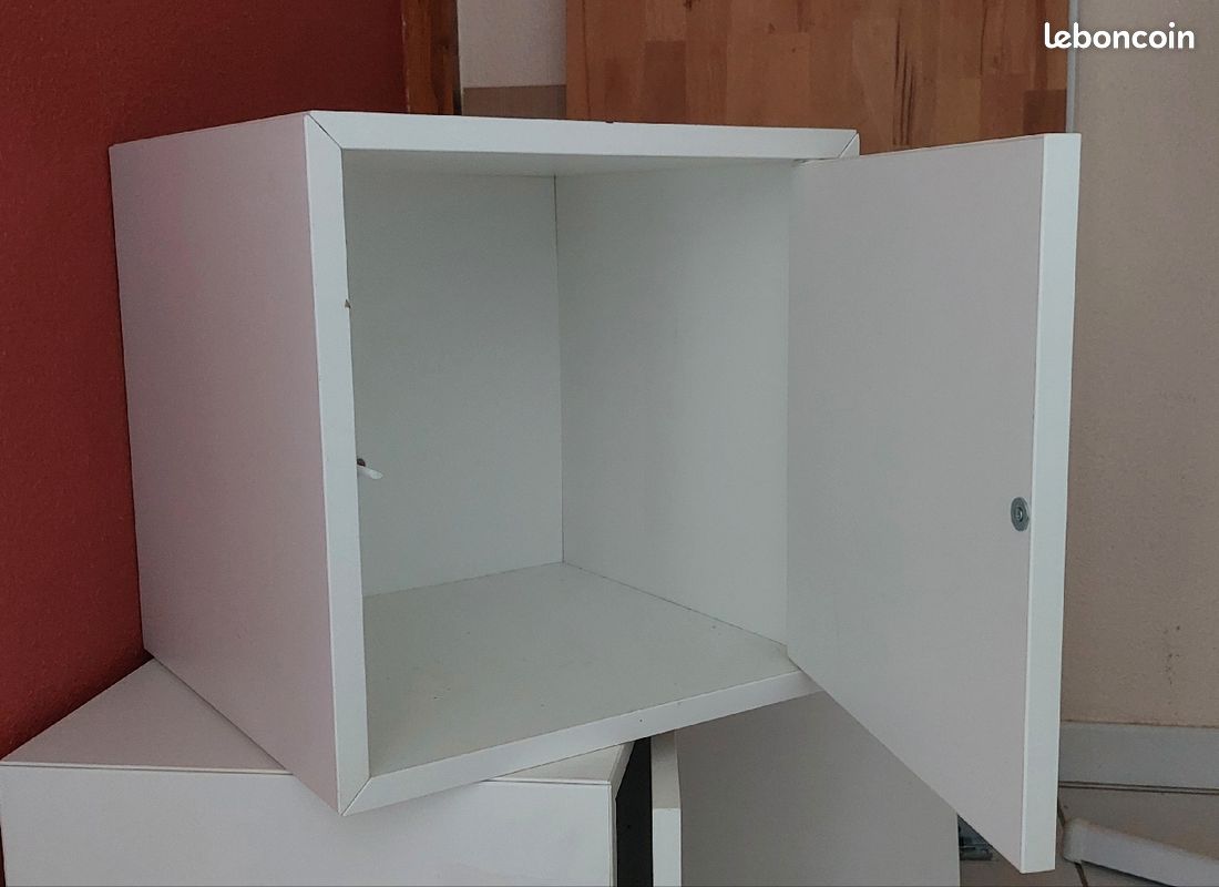 Cube IKEA ETEK avec porte (image 1)