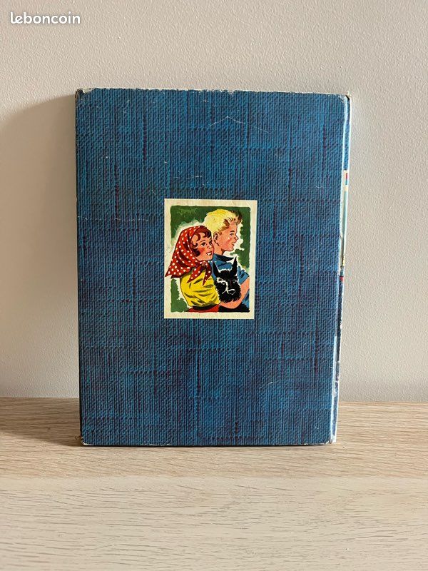 Vacances en scooter - Sabran - Bibliothèque rouge et bleue (image 2)