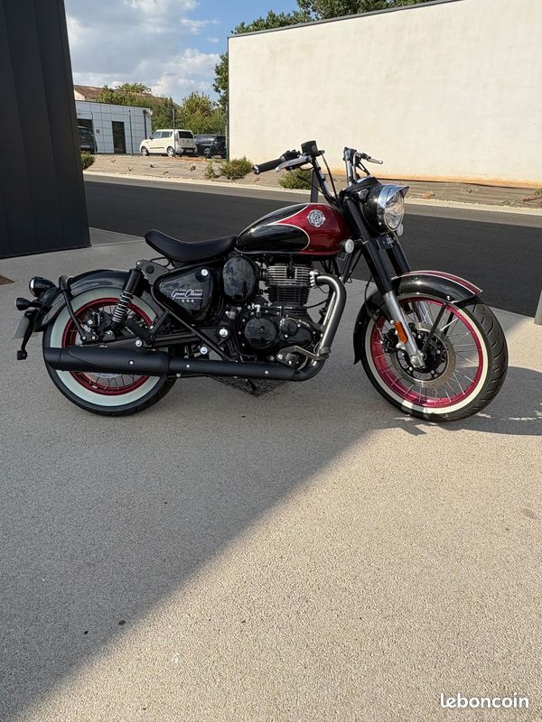 Royal Enfield Classic 350 Goan Rave Red – Édition Limitée (image 4)