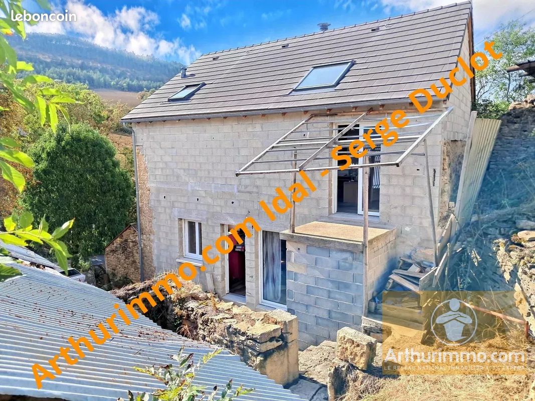 Maison 3 pièces 94 m² · à Grèzes · 94 m² · 110 000 €