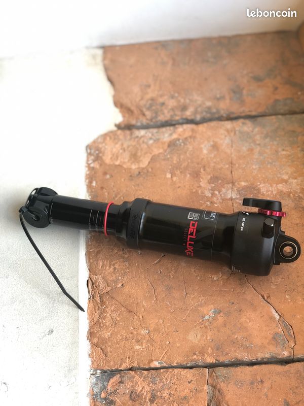 Rock Shox Deluxe Select + 230x65 (image 1)