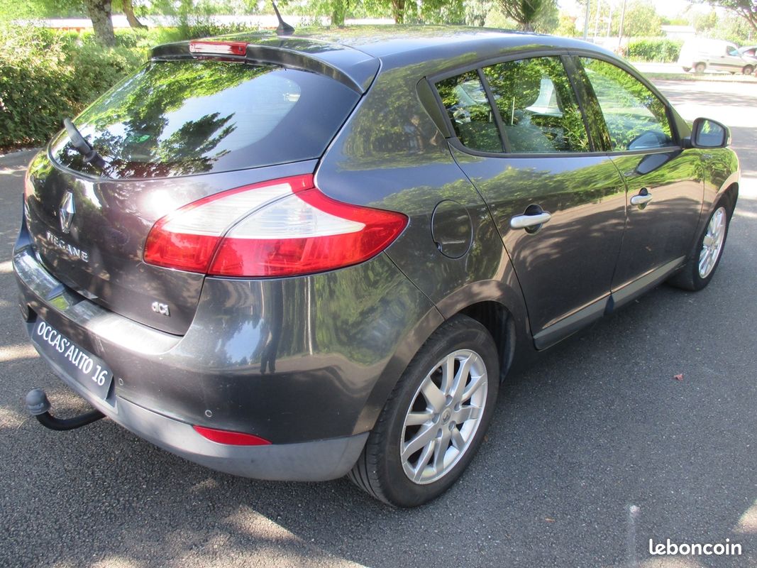 Renault MEGANE III 1.5 DCI 105CH PRIVILEGE ECO² (image 3)